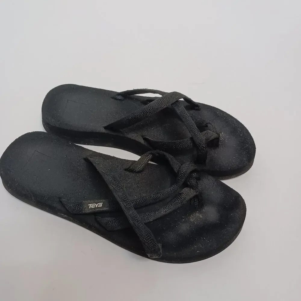 Women's Teva Olawahu Flip-Flops Size 8